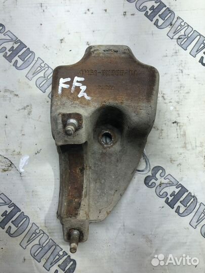 Кронштейн промежуточного вала Ford Focus 2