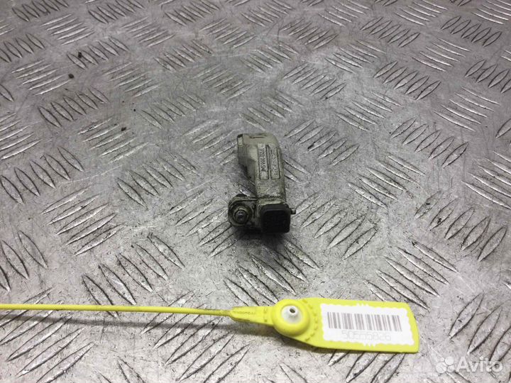 Датчик коленвала Volkswagen Touran BMM