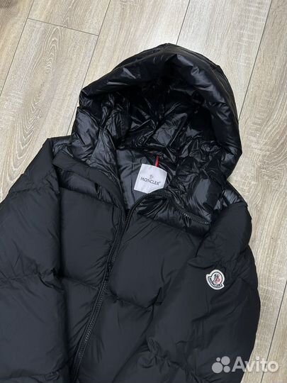 Мужской пуховик moncler оригинал