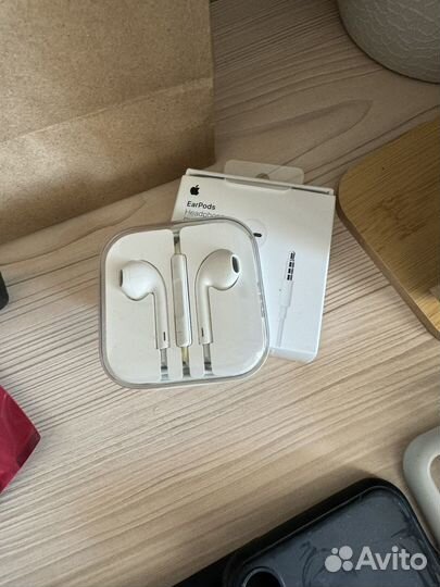 Наушники earpods