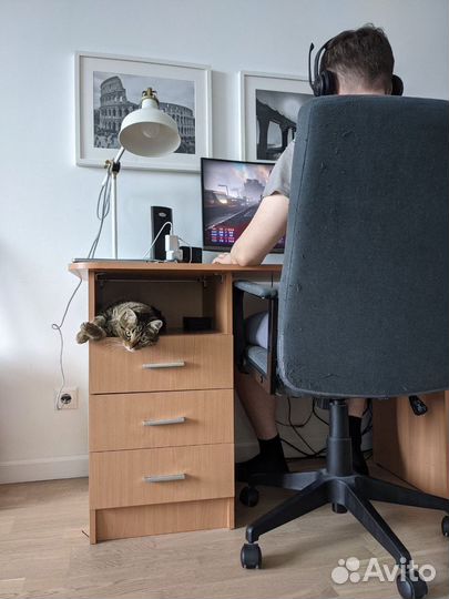 Компьютерный стол бу