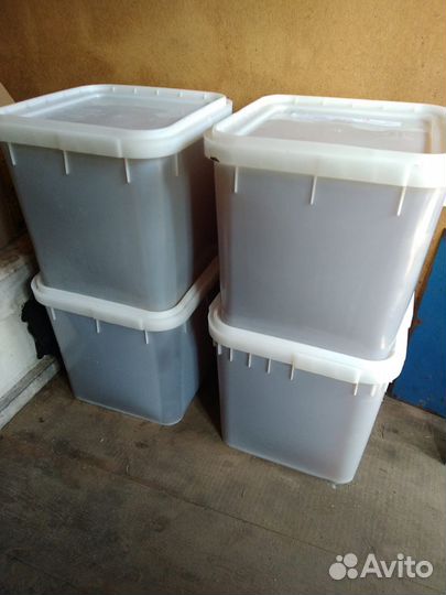 Мёд в куботейнерах