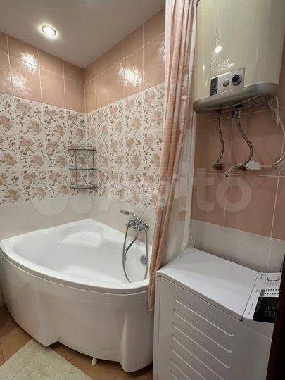 2-к. квартира, 64,4 м², 8/9 эт.