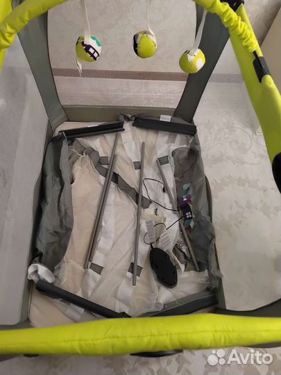 Детская кровать (манеж) Graco Contour Electra