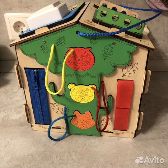 Бизиборд бизидом