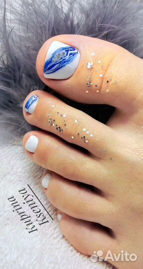 Модель на педикюр