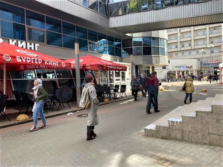 Помещение 272 кв.м у метро