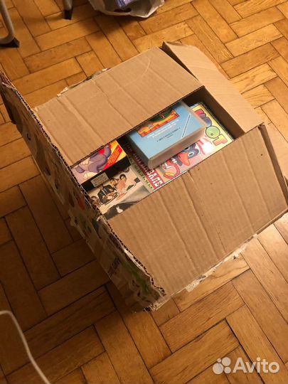 Коробка видео кассет