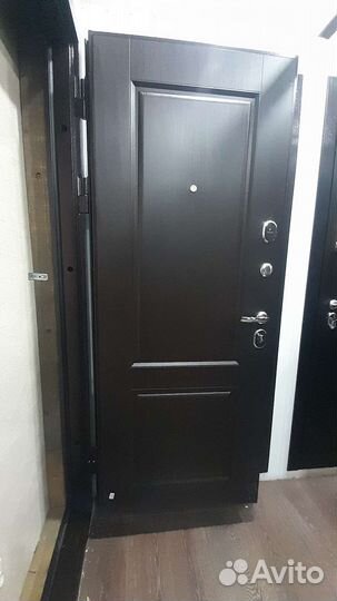 Дверь входная с шумоизоляцией
