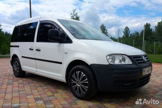 Лобовое стекло Фольксваген Кадди