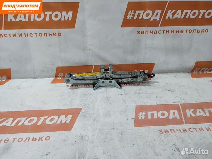 Домкрат Mitsubishi Delica D:5 2008