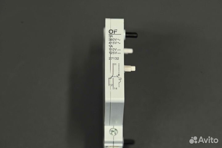 Merlin Gerin 27132 Контакт, новый, 320 шт