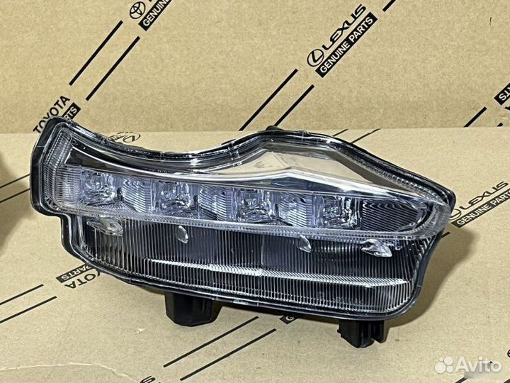 Ходовой огонь Toyota Highlander 50