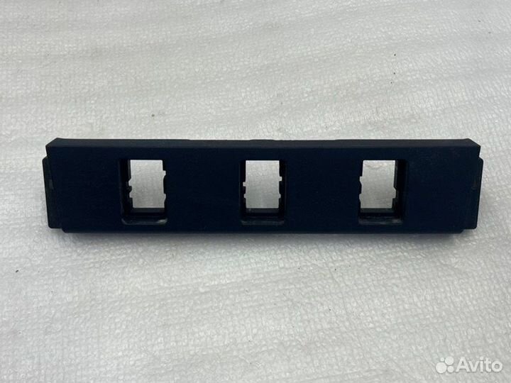 Планка кнопок Toyota Camry V50/V55 2011-2018