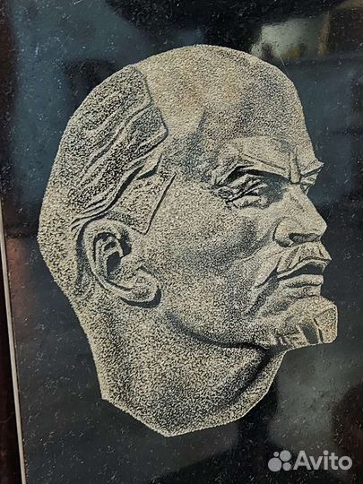 Обелиск. Ленин. Мрамор. Винтаж