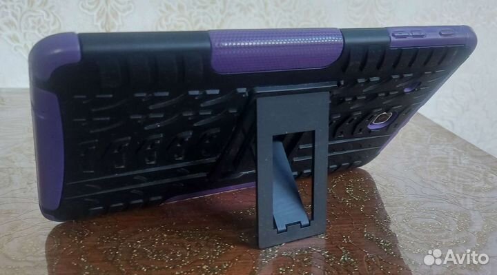 Планшет samsung galaxy tab е