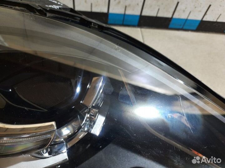 Фара правая Porsche Macan