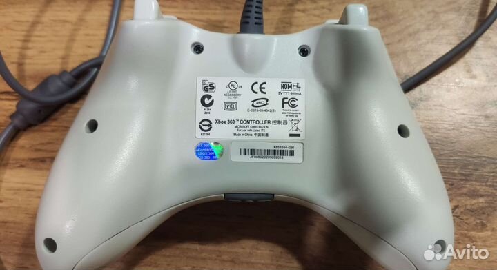 Геймпад Xbox 360 проводной
