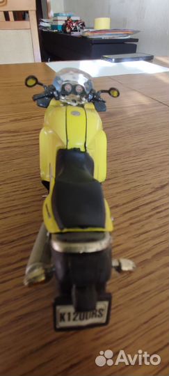 Коллекционный мотоцикл 1:24