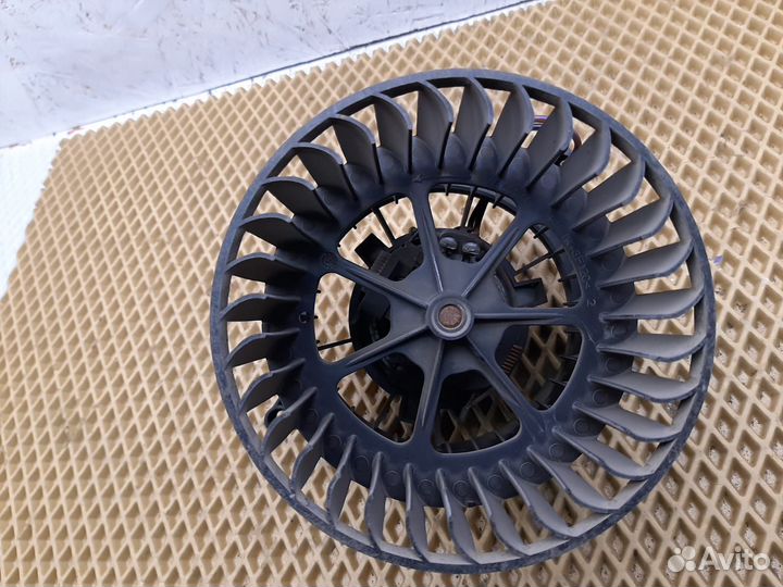 Мотор печки Ford Fusion