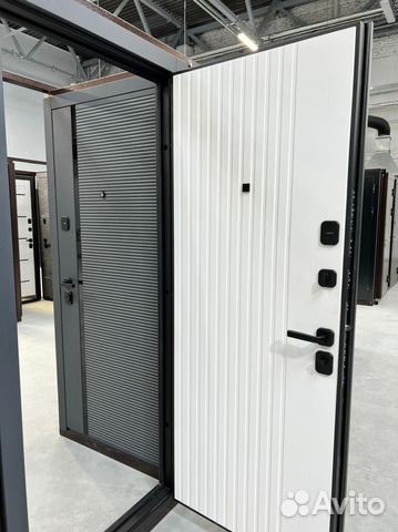 Двери входные