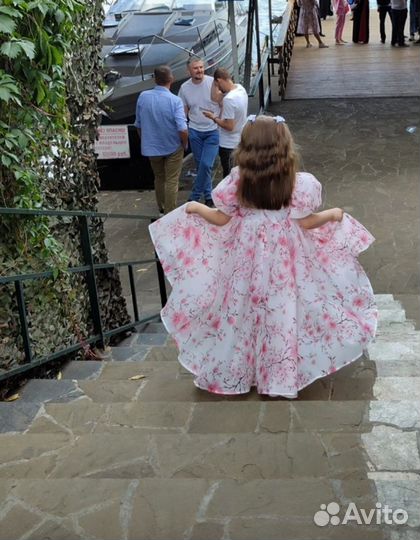 Платье для девочки 134