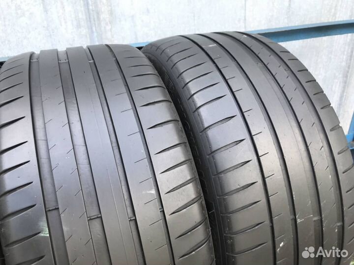 Michelin Pilot Sport 4 235/45 R19