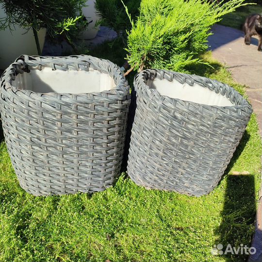 Кашпо уличные