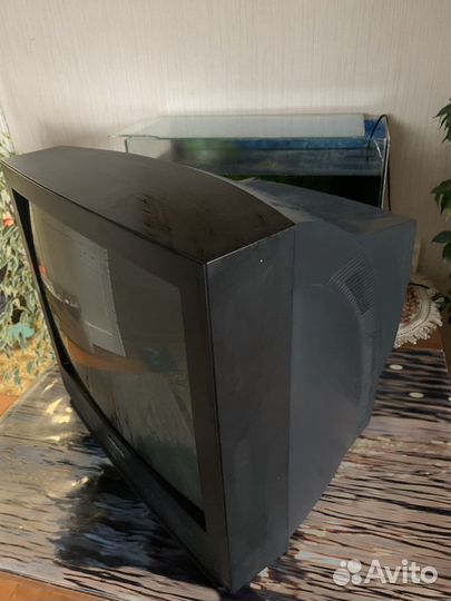 Телевизор samsung