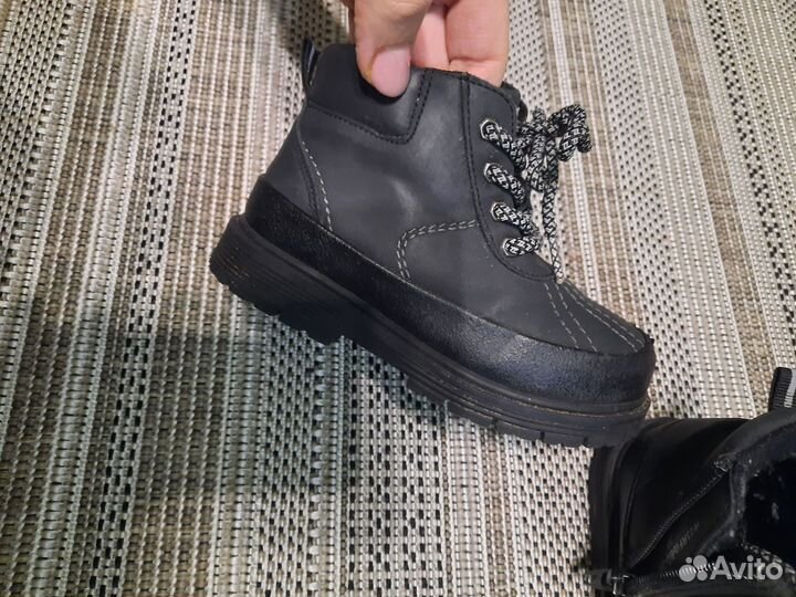 Ботинки томби 25 размер для двойни