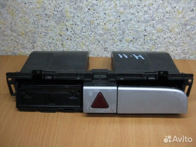 Бардачок Volkswagen Passat CC (2008–2012)