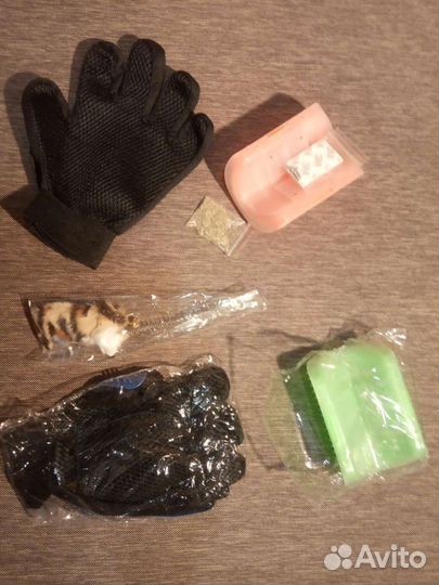 Чесалки для кошек и собак