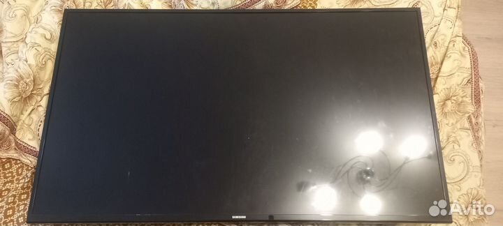 Телевизор samsung