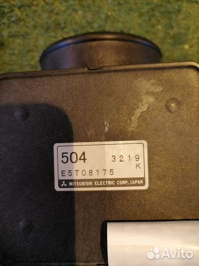 Датчик расхода воздуха MD336504 Mitsubishi Pajero