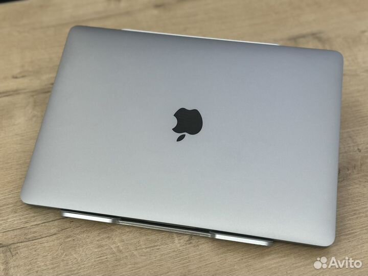 Apple MacBook Pro 13 2017 Core i5/ 8 RAM/ 128 SSD
