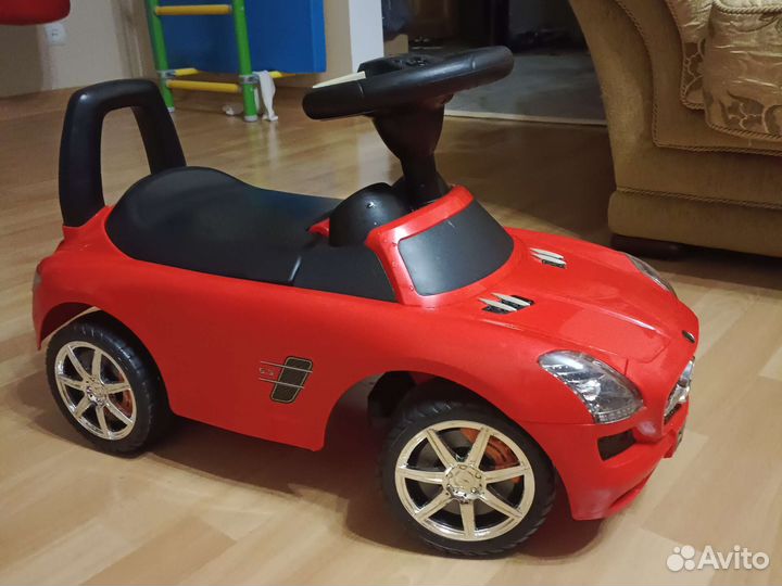 Машинка каталка толокар
