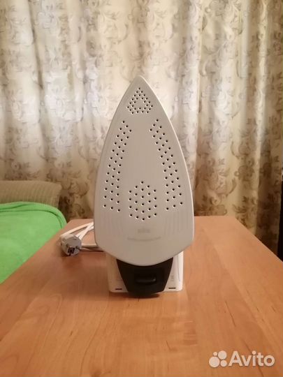 Утюг Braun