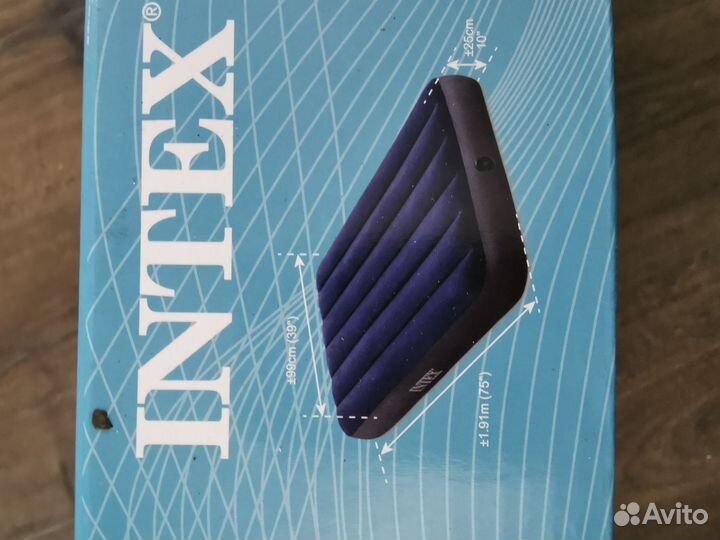 Надувной матрас intex