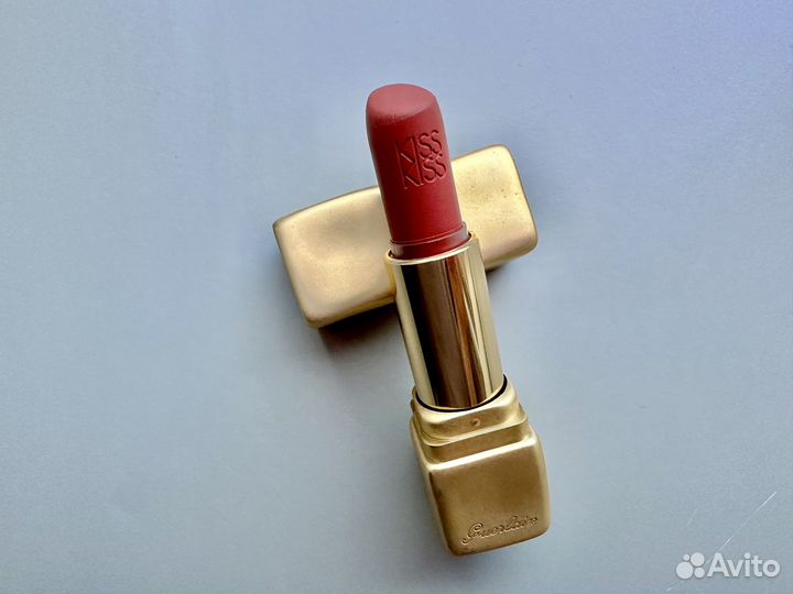 Помада Guerlain kiss kiss matte Crazy nude M307