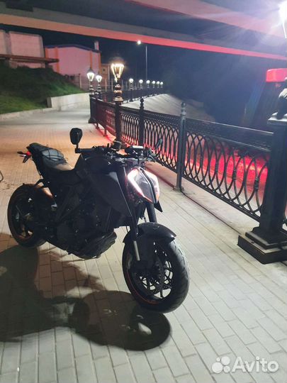 KTM super duke 1290 r