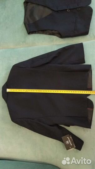 Костюм тройка для мальчика 104-110