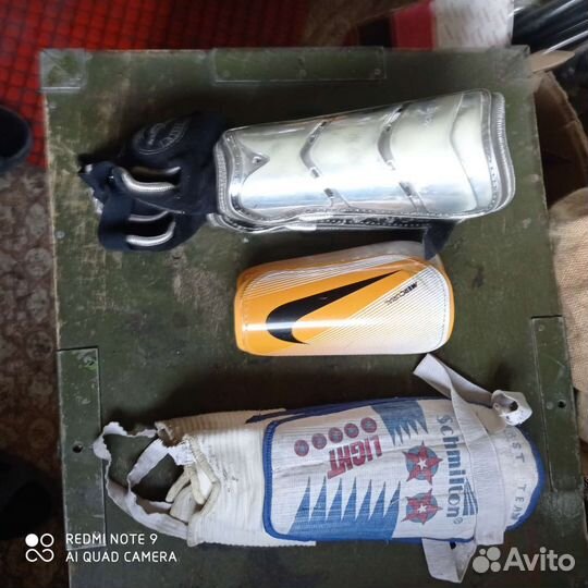 Щитки футбольные взрослые