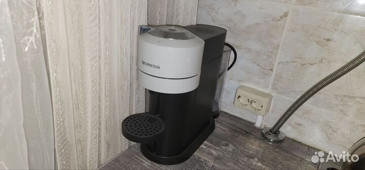 Кофемашина nespresso vertuo + 7 капсул Melozio