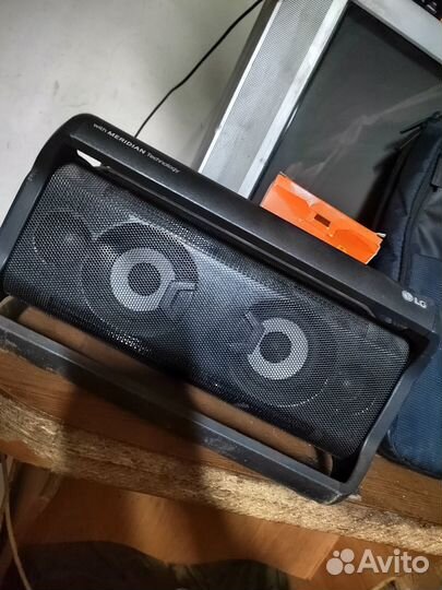 Блютуз колонка lg