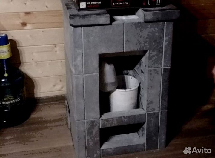 Печь камин отопительная