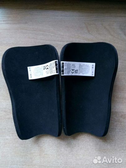 Щитки футбольные Nike