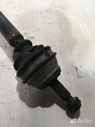 Полуось правая фольксваген пассат Б3