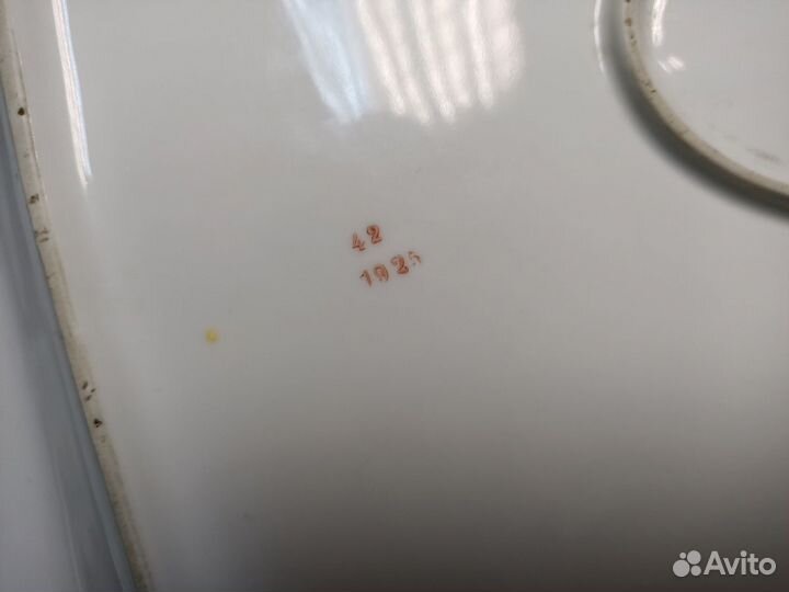 Блюдо фарфор. 19 век