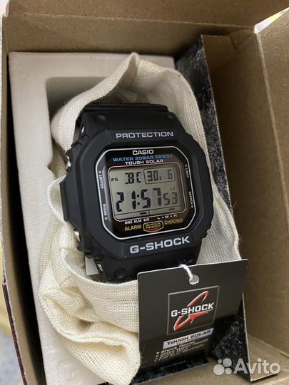 Casio g-shok g-5600UE-1DR русс язык новые