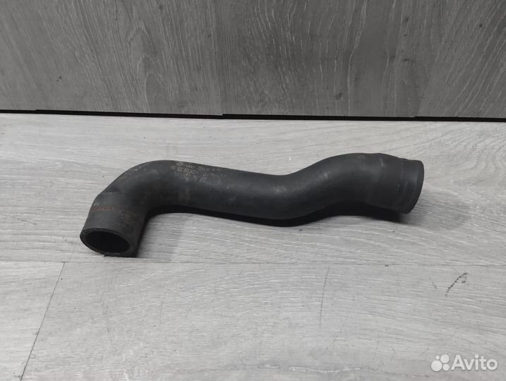 Патрубок радиатора Volkswagen Touran